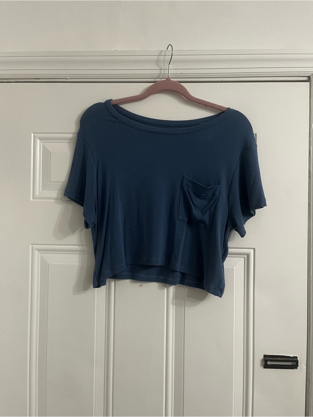 American Eagle Outfitters Boxy Crop Pocket Tee - Blue